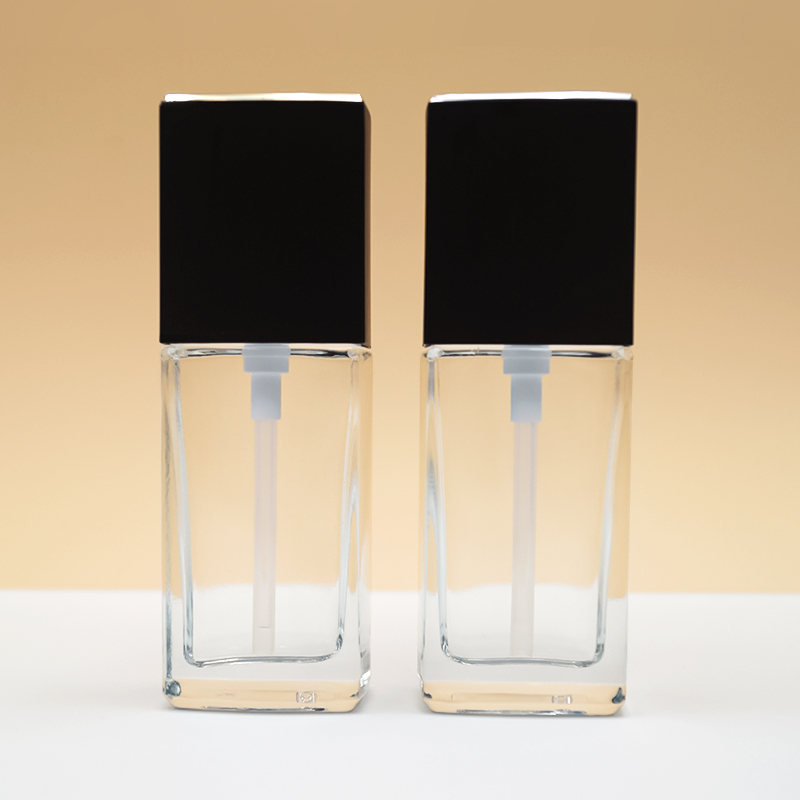 Custom Made Factory Sold Liquid Foundation Bottle Foundation Bottle with Pump Black Square Glass Foundation Bottle