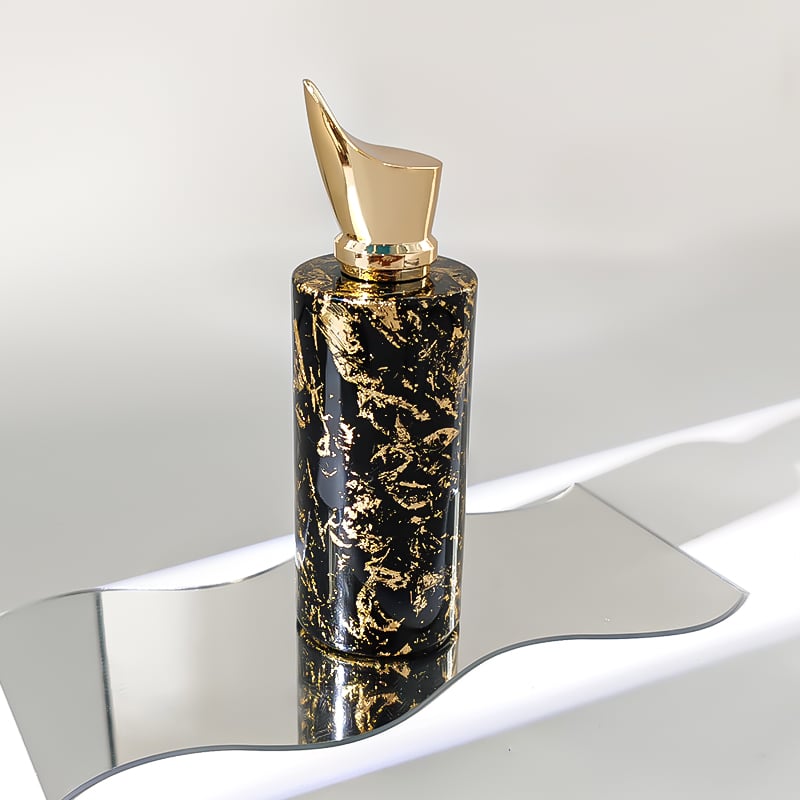 New Arrival Luxury Black Gold 100ml Perfume Spray Glass Bottle with Golden Cap HY-S039