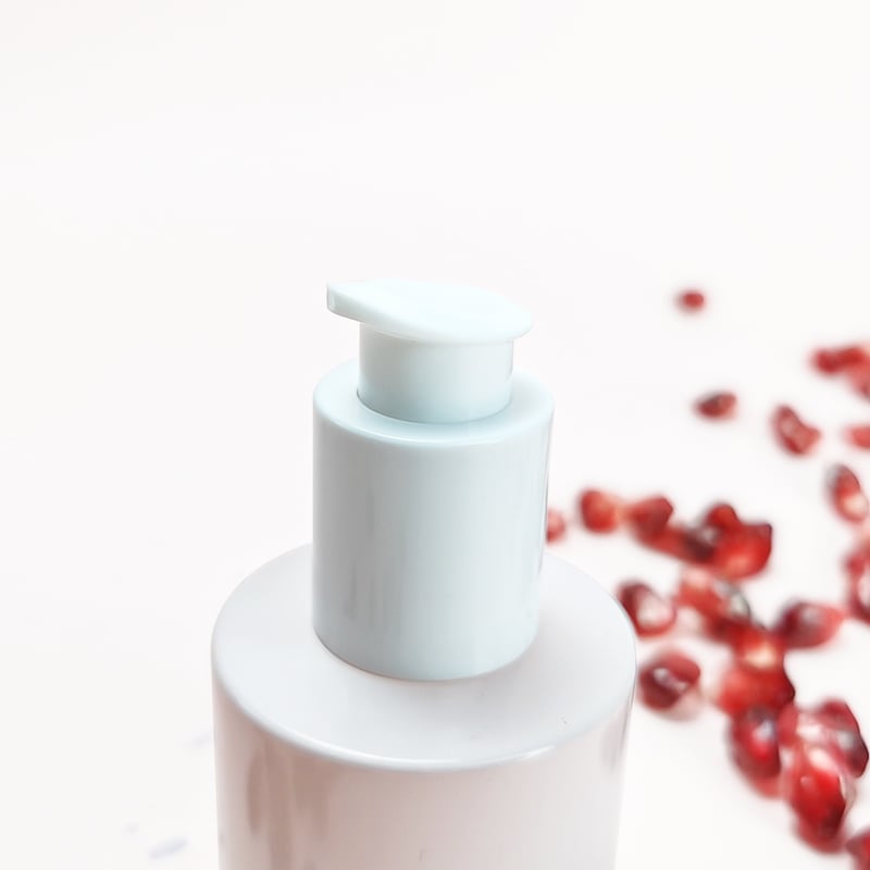Wholesale Custom Cute Pink Pearly Lustre Glass Foundation Bottle with Pump HY-1899