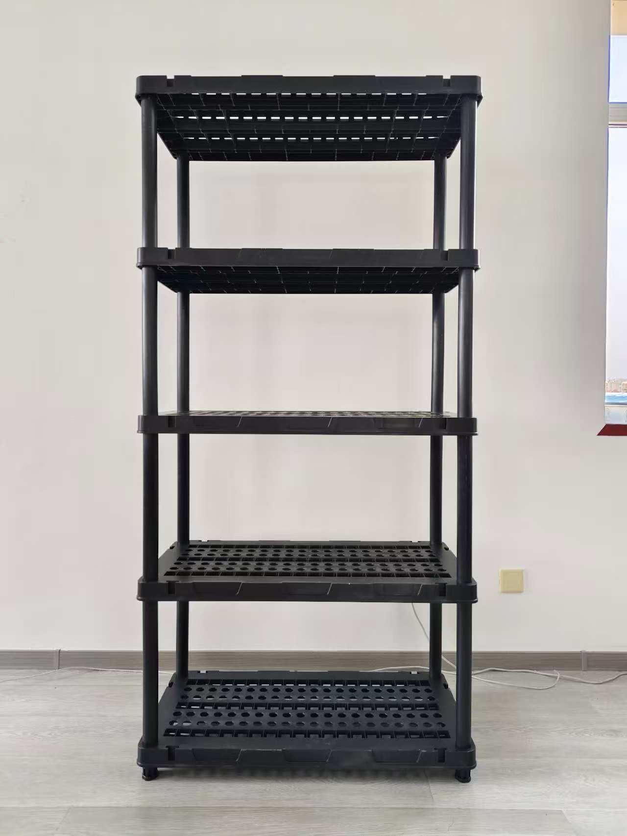 Is ventilated plastic shelving better for pharmaceutical storage?