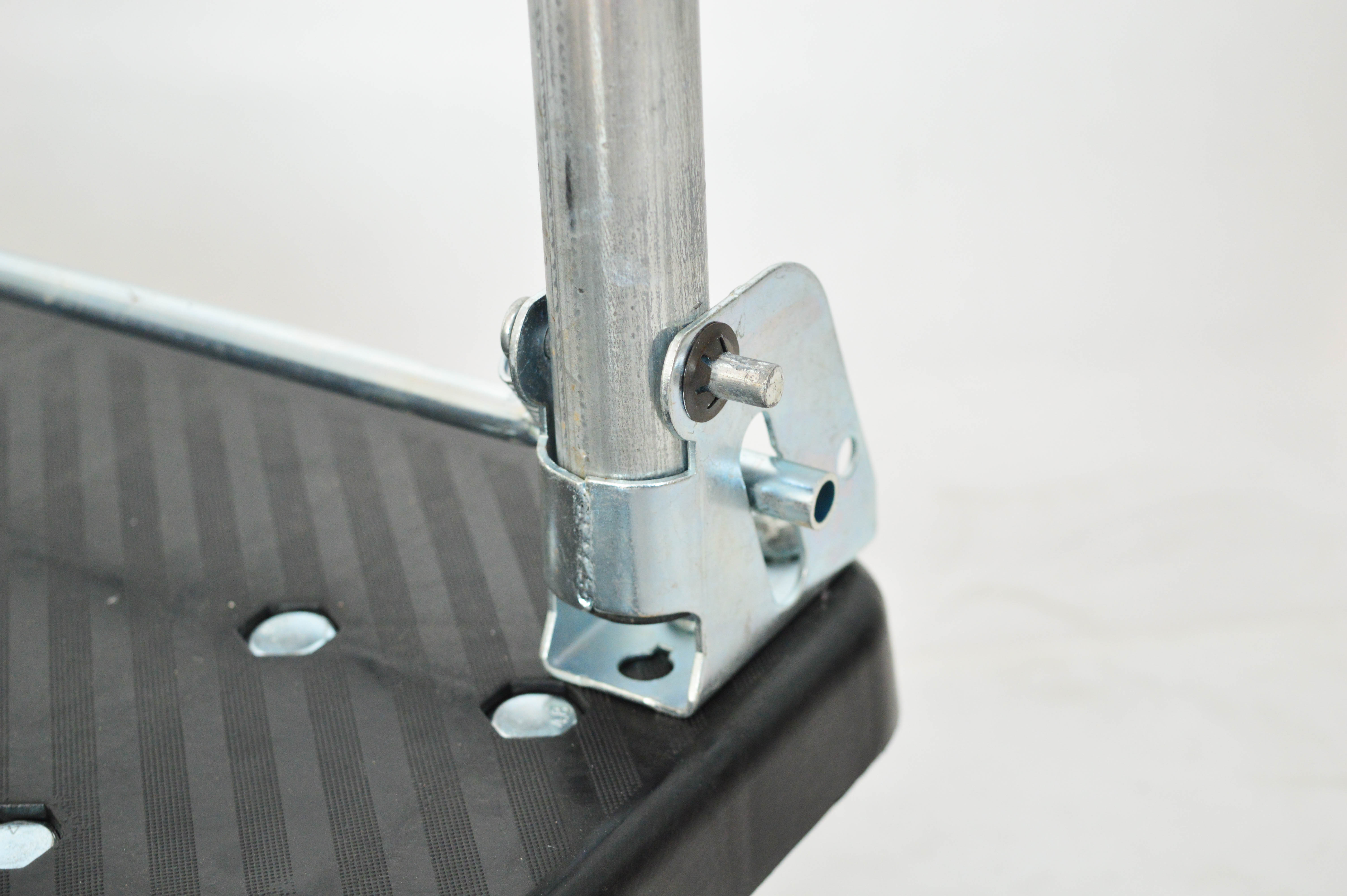 When long span pallet racking beats selective rack systems?