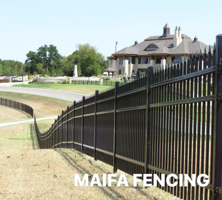 أسوار الألومنيوم من Fenceswiremesh: مقاومة لل corrosion وتتميز بالأناقة