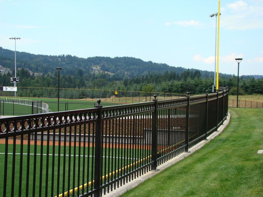 What Makes High-Quality Metal Fences Durable and Cost-Effective?