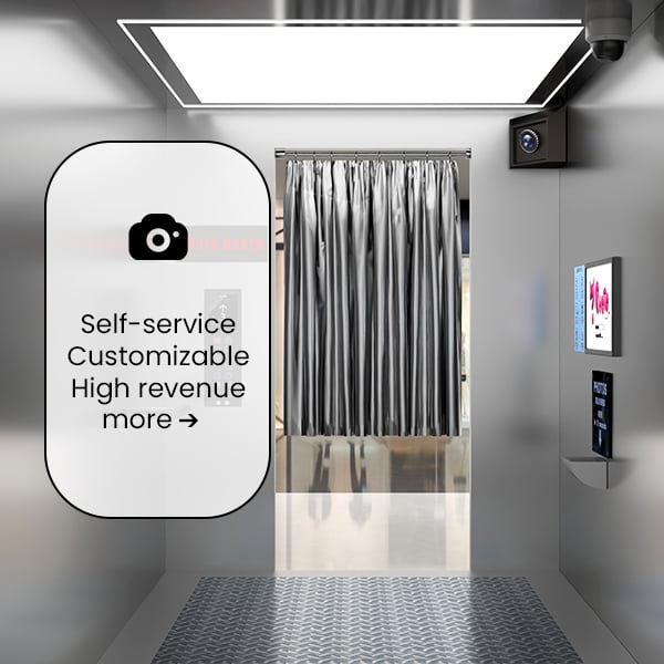 Elevator Scene · Selfie Studio