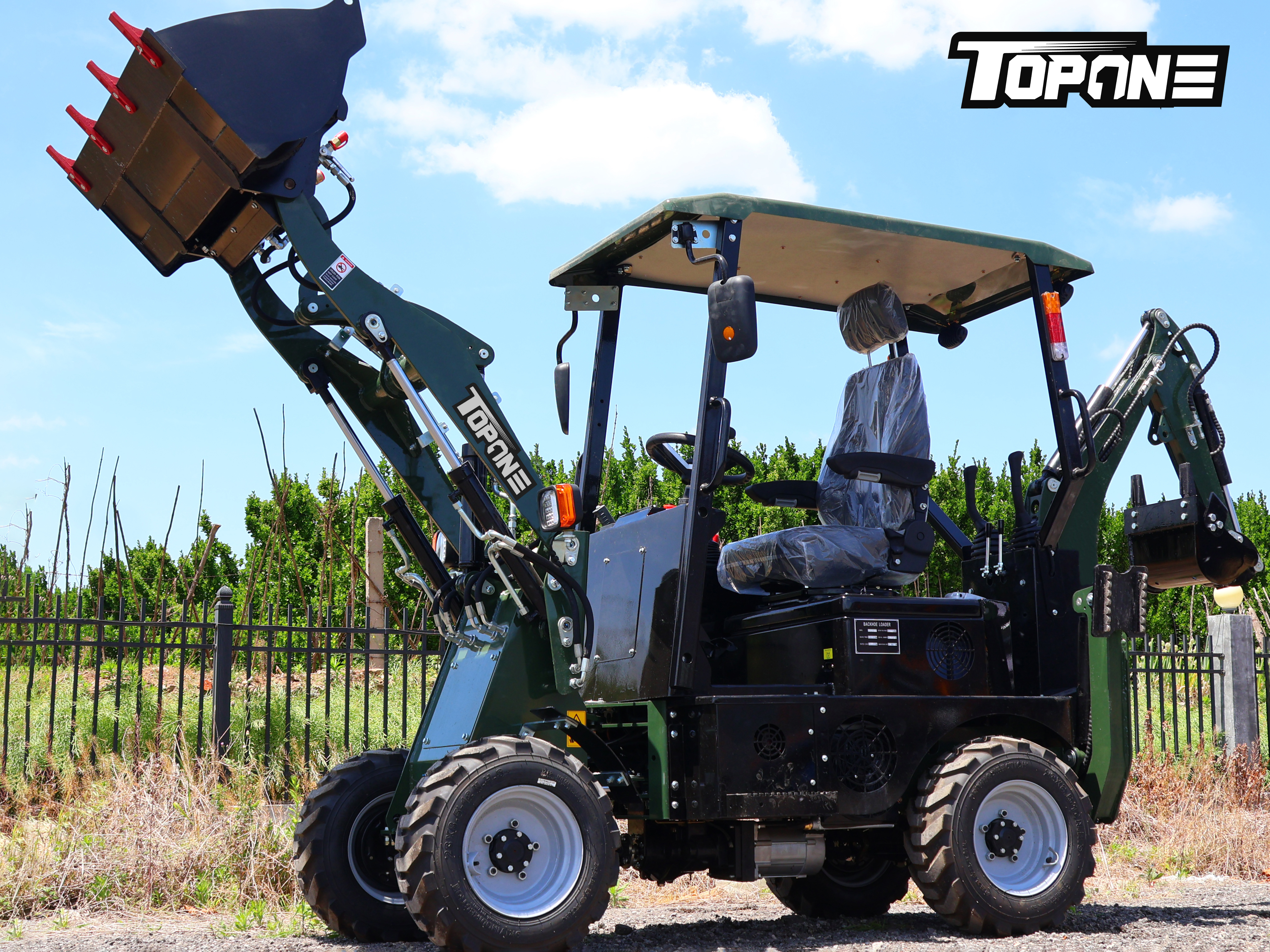 topone-tl15-600-compact-electric-backhoe-loader-main-image.jpg