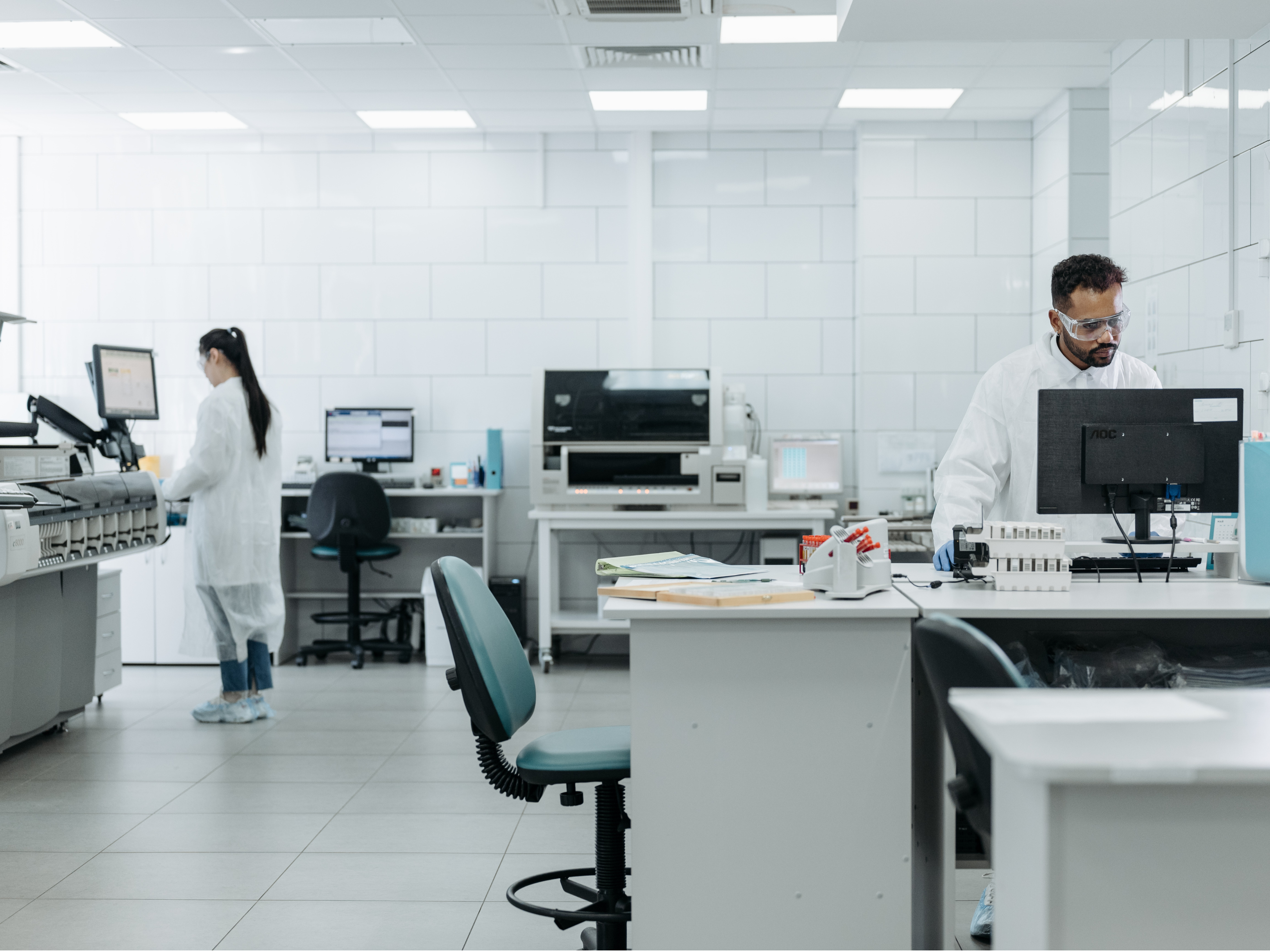 from laboratory to beauty clinic how lumi bridges science and aesthetics through light-0