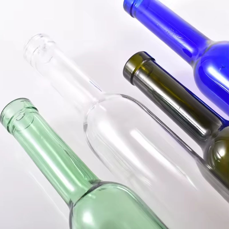What Makes Blue Wine Bottles a Trending Choice for Retailers?