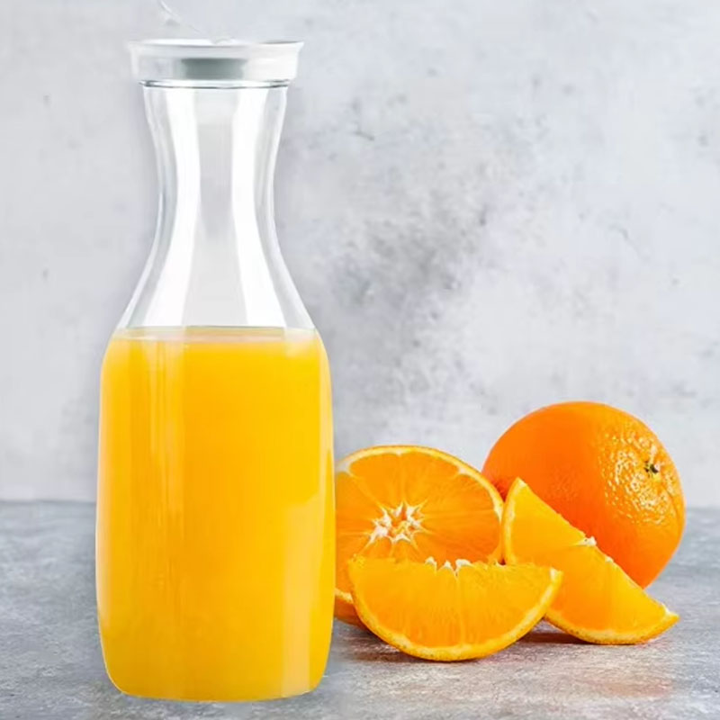 What are the Environmental Benefits of Using Glass Orange Juice Bottles?