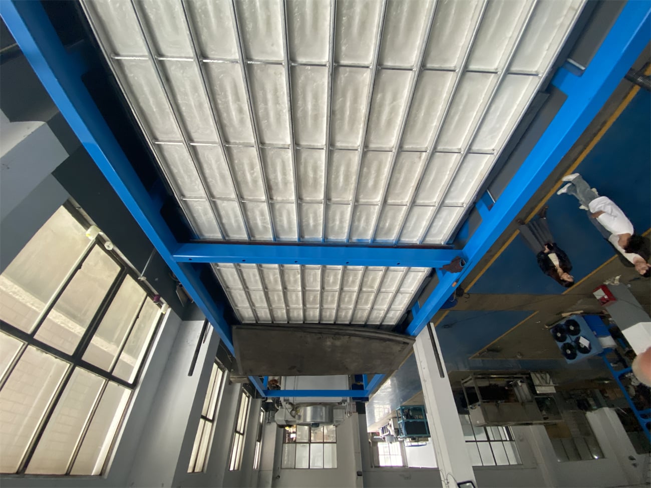 ICEMA 10-Ton Direct-Cooling Block Ice Machine Combines Refrigeration and Ice Handling Technology