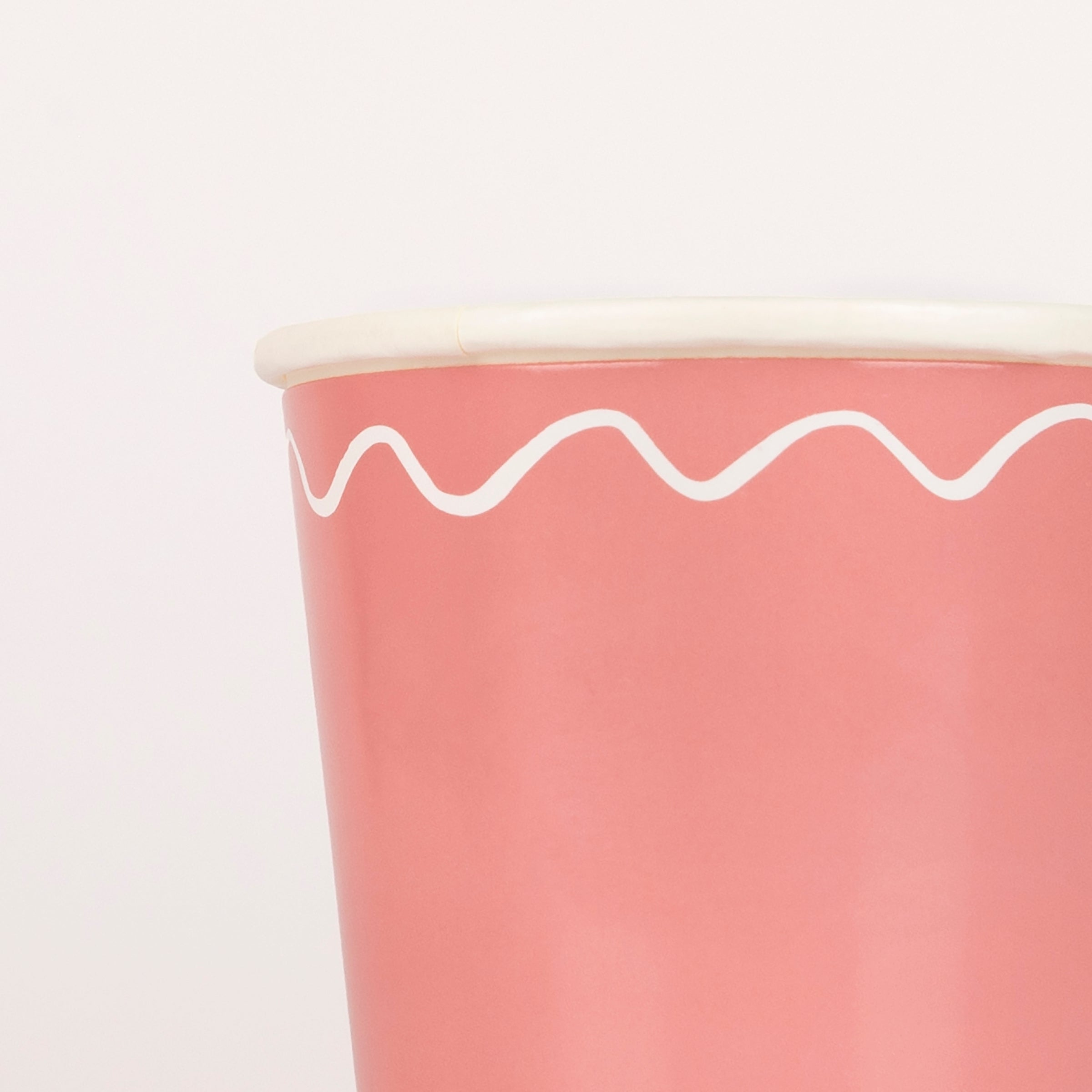 How to Choose the Right Size and Color of Paper Cups for Your Needs