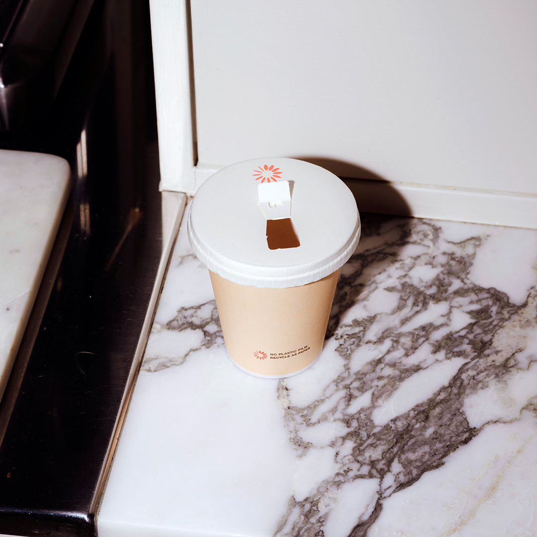 What Makes Paper Cups Ideal for Hot Drink Servicing?
