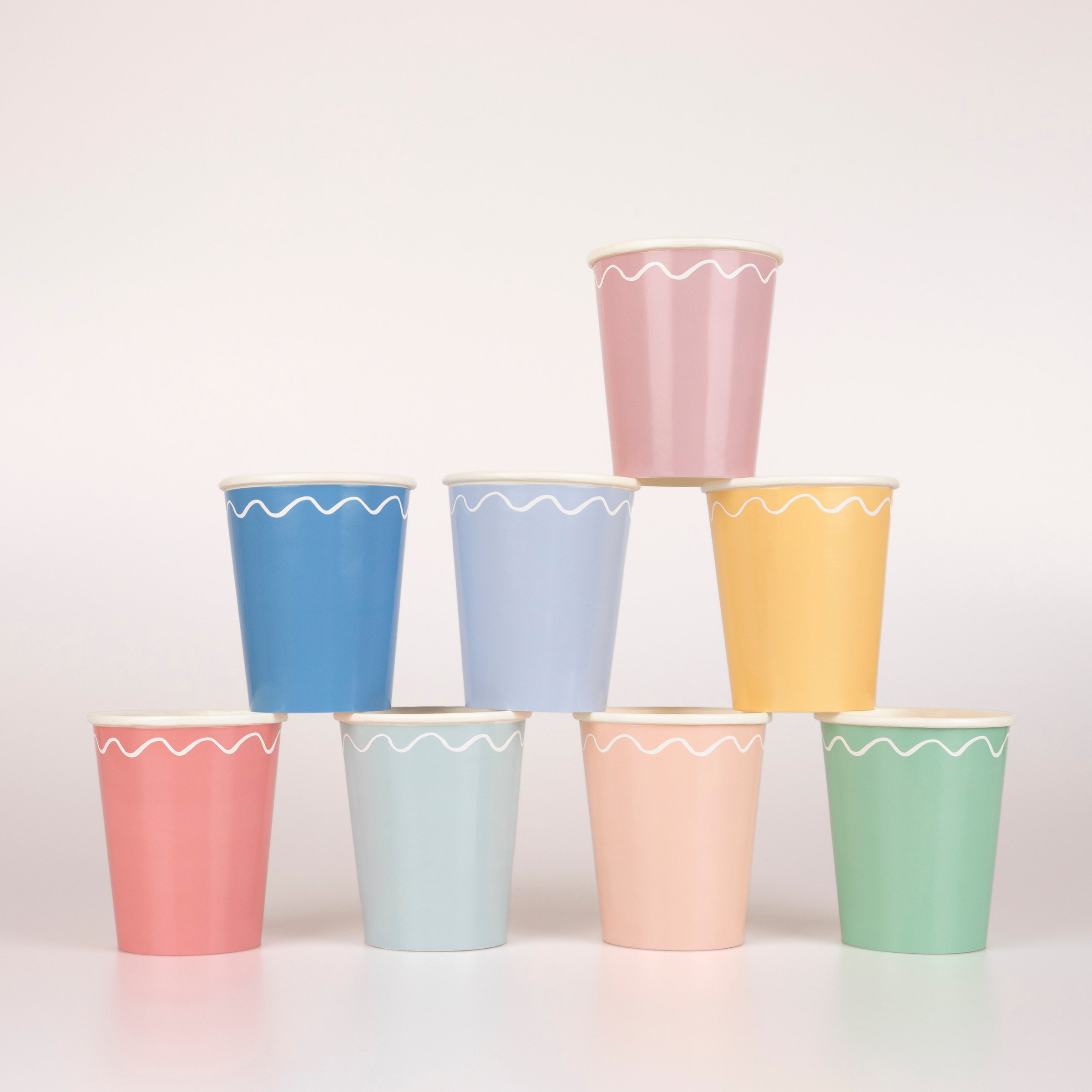 Where to Source Bulk Colored Paper Cups for Special Occasions