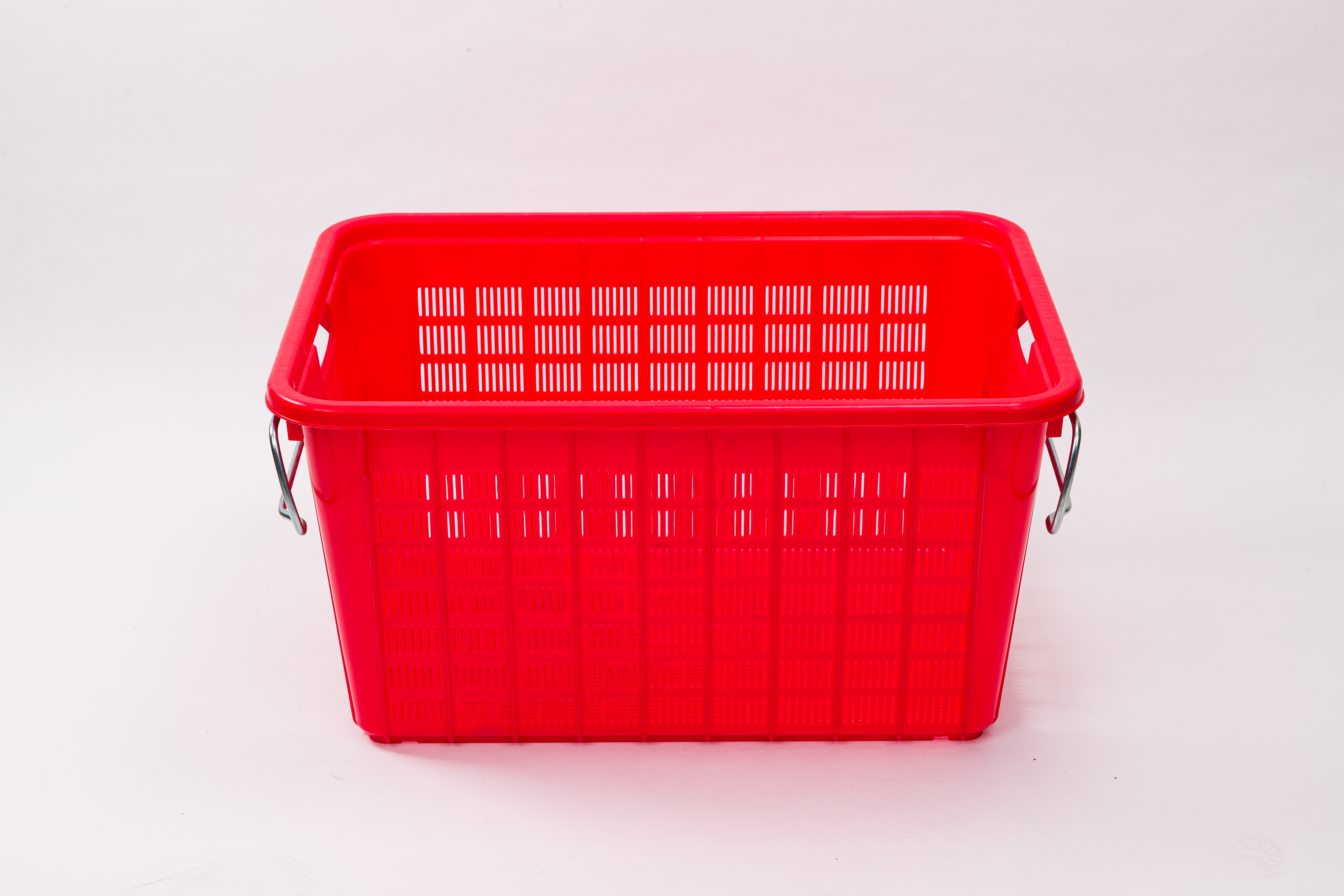 Stackable Heavy Duty Plastic Crate – The Ultimate Solution for Your Storage Needs