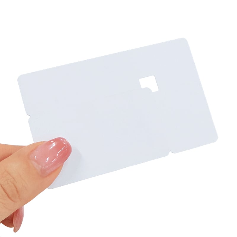 Üreges dizájnú 125 kHz-es RFID lehúzható kártya, PVC leválasztható jegykártya, NFC belépőkártya rendezvényekre, koncertekre, fesztiválokra és hozzáféréshez