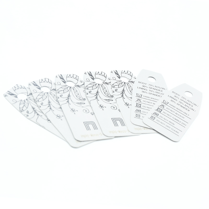 Etichetă RFID pentru îmbrăcăminte HF UHF etichetă pentru îmbrăcăminte etichetă cu hârtie RFID pentru gestionarea articolelor de îmbrăcăminte