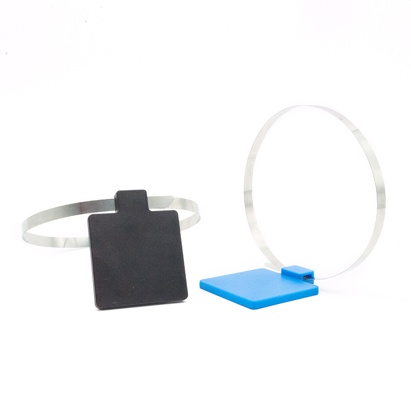 Sampla Saor in Aisce Ceanglais Cábla Féinghlasála RFID/NFC Indiúscartha Fadréimseach Cruach UHF RFID Ceangail Cábla Cruach Dhosmálta