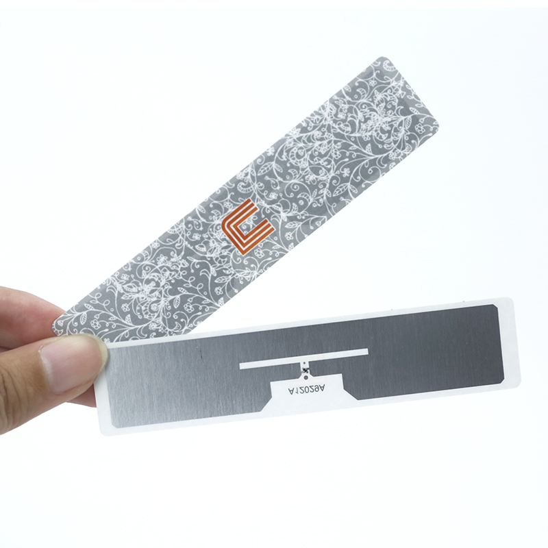 Clibeanna RFID Éighníomhacha EPC Clibeanna Slándála RFID UHF le haghaidh Bainistiú Fardail