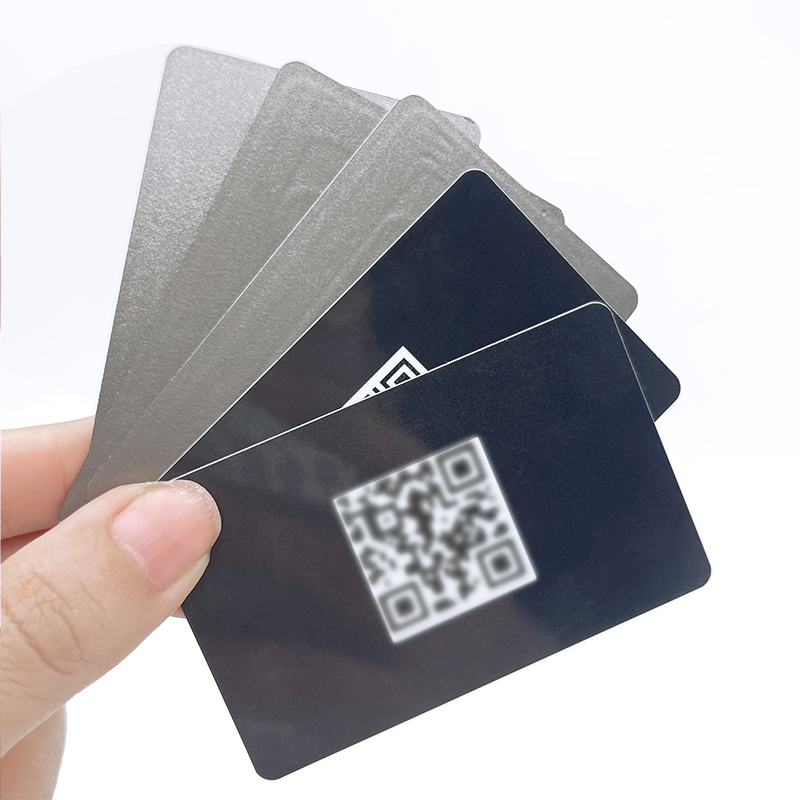 Tilpasset Skrivbar Sosial Media 13.56mhz Smart Digital Rfid Virksomhet Pvc Glans Svart Nfc Kort