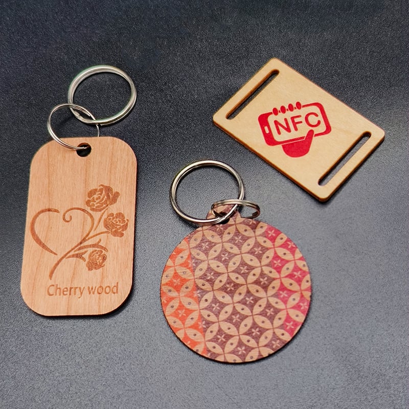 NFCキーホルダー サプライヤー RFID Mifare Desfire EV1 4K 木製RFIDキーフォブ