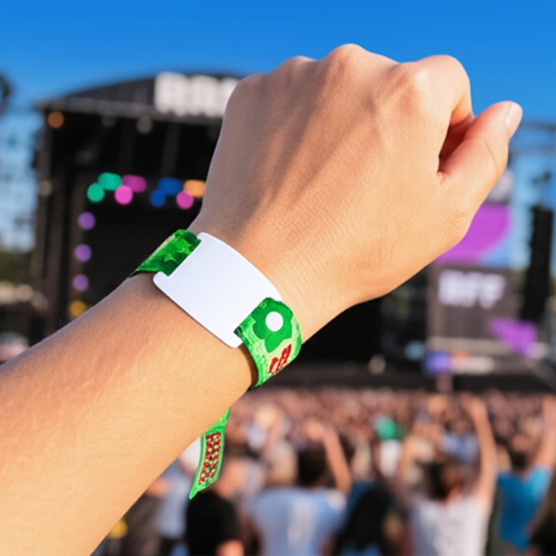شركة تصنيع أساور RFID من القماش المنسوج مع أساور NFC ومزودة ببطاقات ذكية من نوع ICODE2 PVC