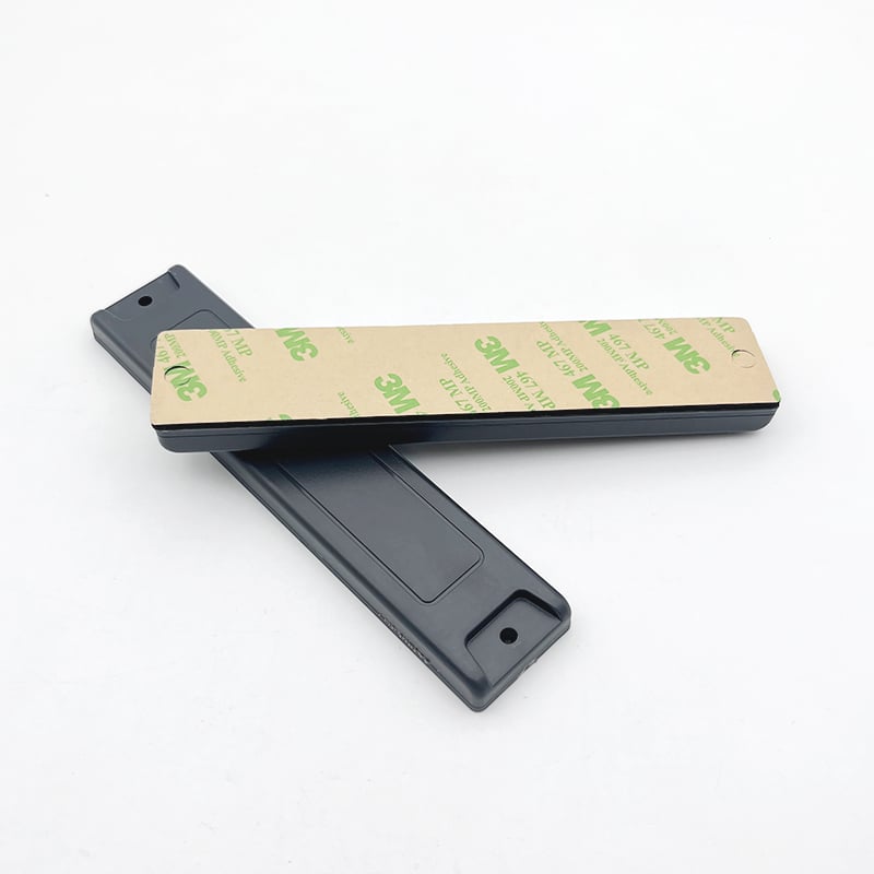 علامة UHF R6A ABS مضادة للمعادن ذات مسافة قراءة طويلة RFID لإدارة الأصول