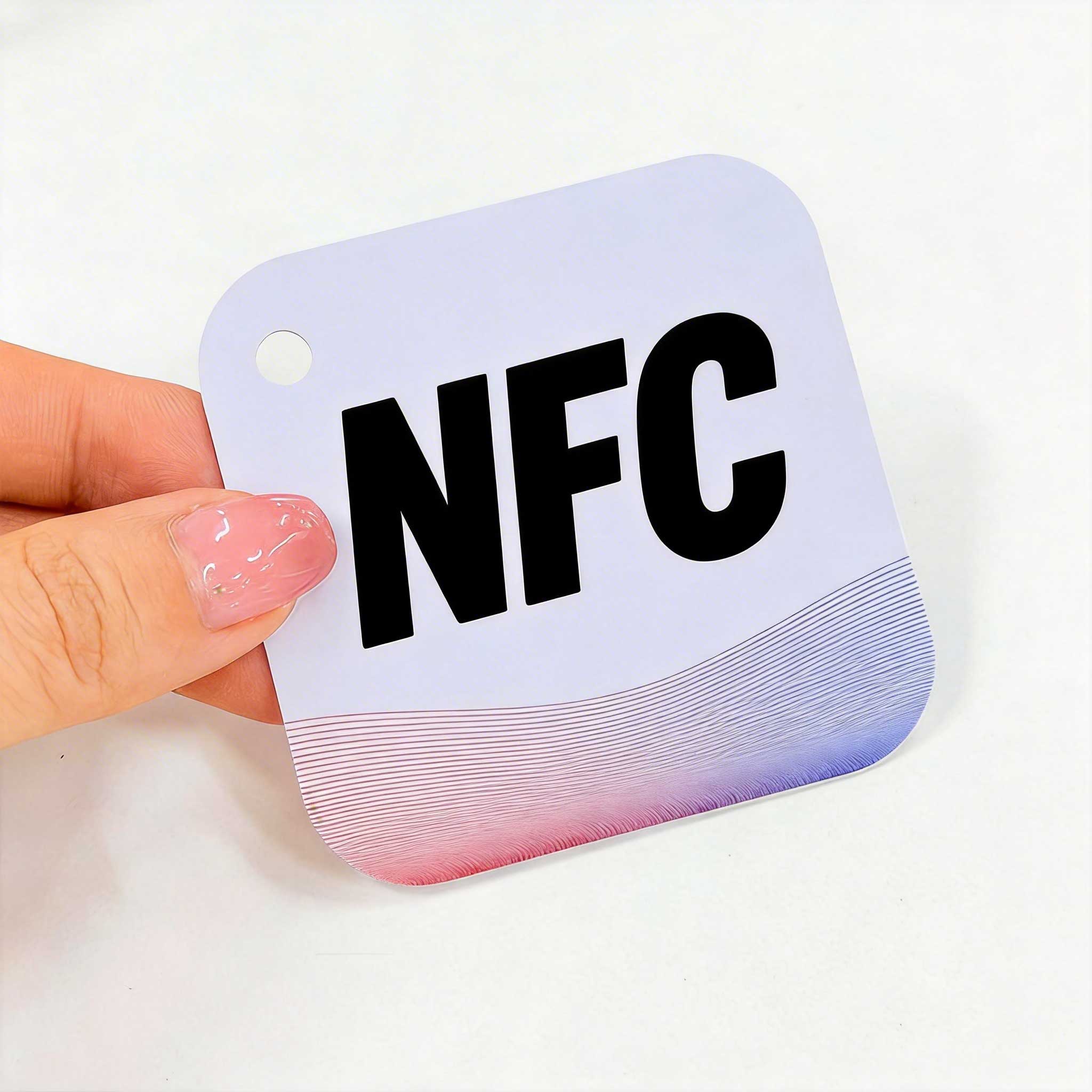 بطاقة NFC غير منتظمة الشكل من نوع NTAG216 وNTAG215 وNTAG213، مقطوعة حسب الطلب، ذات أشكال مخصصة، مطبوعة بألوان كاملة، وبطاقة ذكية تعمل بتقنية RFID