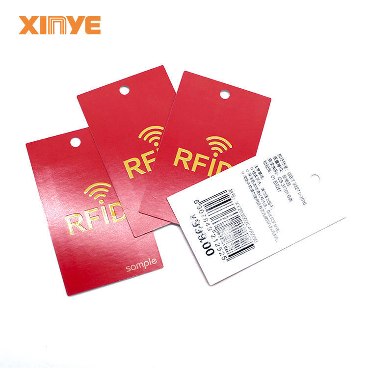 Etykieta odzieżowa RFID HF UHF etykieta odzieżowa etykiety papierowe RFID do zarządzania odzieżą