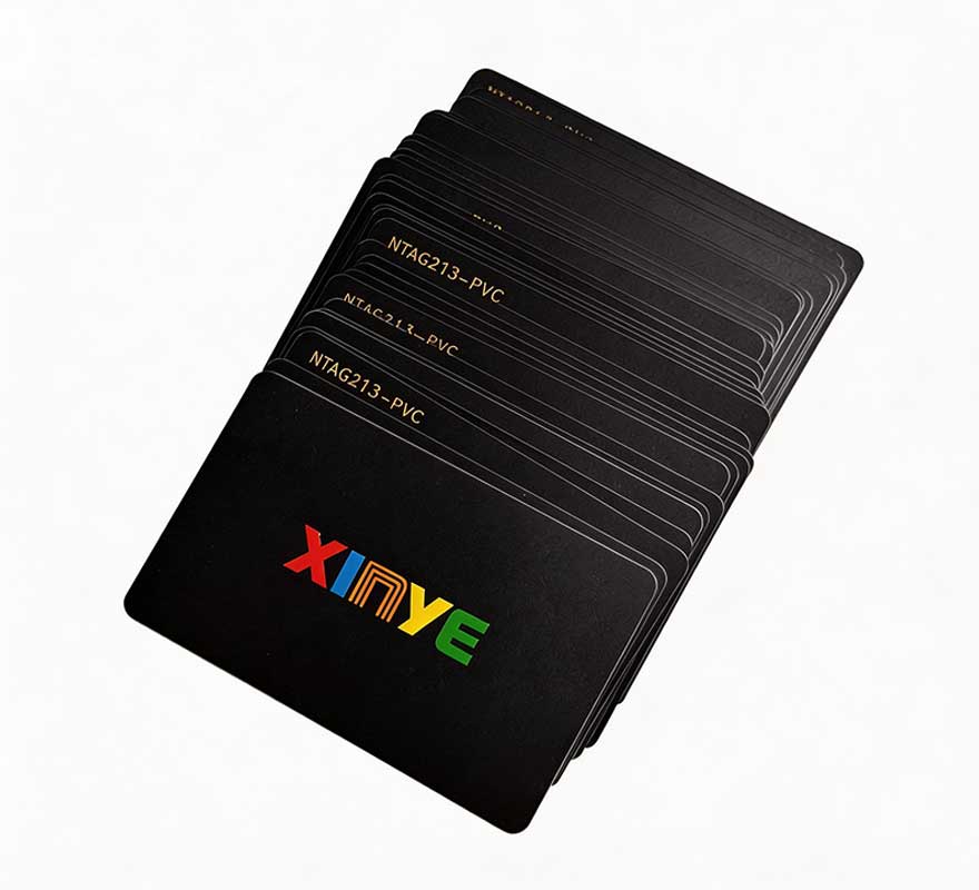 بطاقات RFID بتردد 13.56 ميغاهيرتز، نموذج NTAG213 وNTAG215 وNTAG216، بطاقات NFC قابلة للبرمجة، بطاقات عمل ذكية مخصصة مع طباعة مخصصة لفعاليات التواصل الاجتماعي وبناء الشبكات المهنية