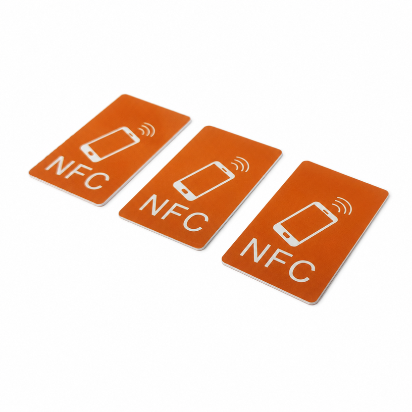 NXP NTAG216 NFC карта мини PVC умна етикетка 888B с висока вместимост за програмиране на данни, UV цифрова печат и премиум NFC карта