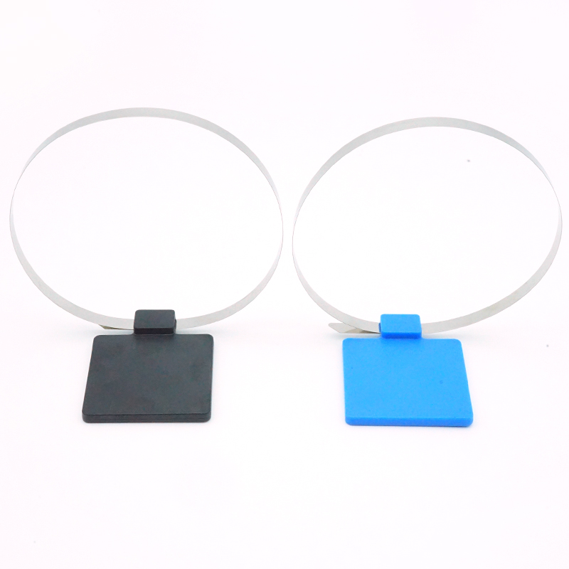 Sampla Saor in Aisce Ceanglais Cábla Féinghlasála RFID/NFC Indiúscartha Fadréimseach Cruach UHF RFID Ceangail Cábla Cruach Dhosmálta