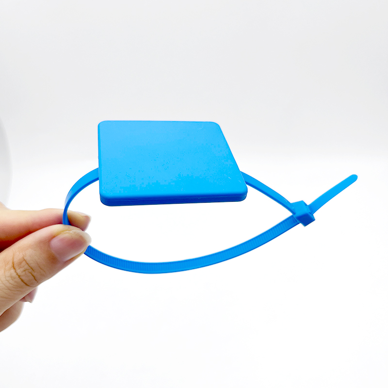 Étiquette de collier de serrage RFID Étiquette de fermeture éclair en nylon Étiquette de fermeture éclair NFC / attache de câble RFID