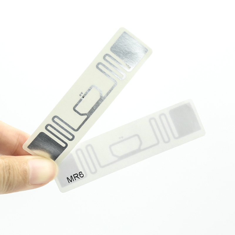 ملصق rfid فارغ طويل المدى uhf Monza R6 ملصق شريحة ذكية مخصص