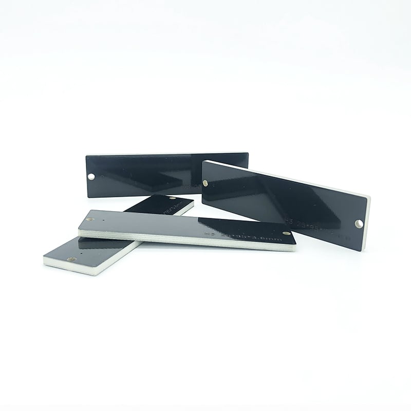 Clib crua PCB rfid ardchaighdeáin uhf Monza 4qt sliseanna cliste friotaíocht teocht ard ar chlibeanna miotail