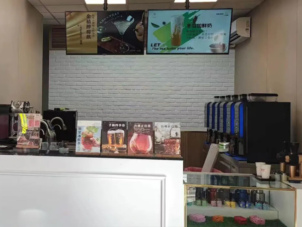 dispenser Teh iPilot: Membantu Membangun Merek Teh Kelas Dunia untuk Kaum Muda