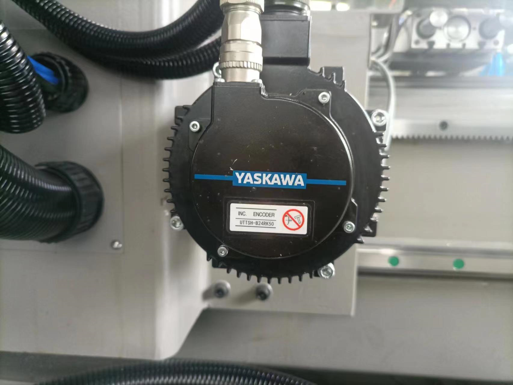4 axis aluminium cnc machining center-3