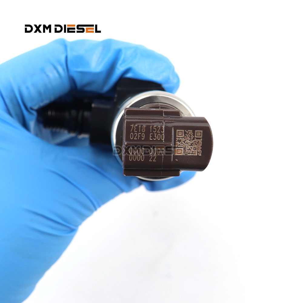 Injector 295050-1980(1J700-53051) details
