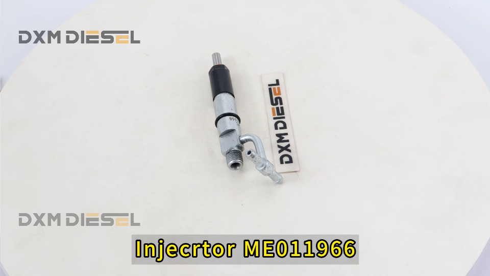 Injektor ME011966