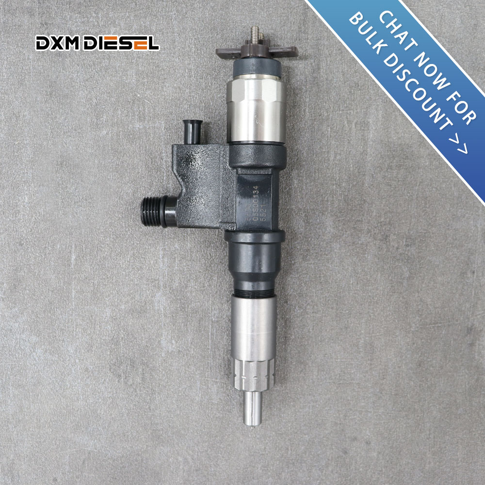 DXM 095000-5500 Truck Engine Parts Common Rail Diesel Fuel Injector 095000-5500 8-97367552-5 0950005500 8973675525