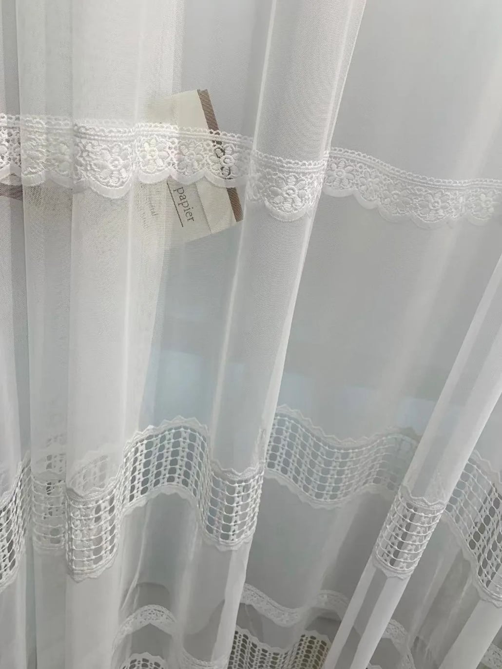 Foulola News:HDXZ/XYT/DKDG/XXLS/JGZ/SSEL/SWMT Embroidered Sheer manufacture