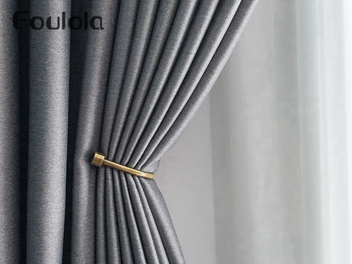 Linen Curtains: Simple and Sophisticated Interior Design