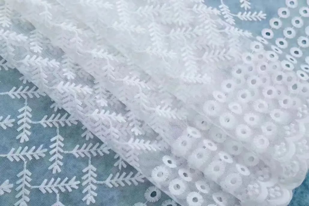 Foulola News:HDXZ/XYT/DKDG/XXLS/JGZ/SSEL/SWMT Embroidered Sheer factory