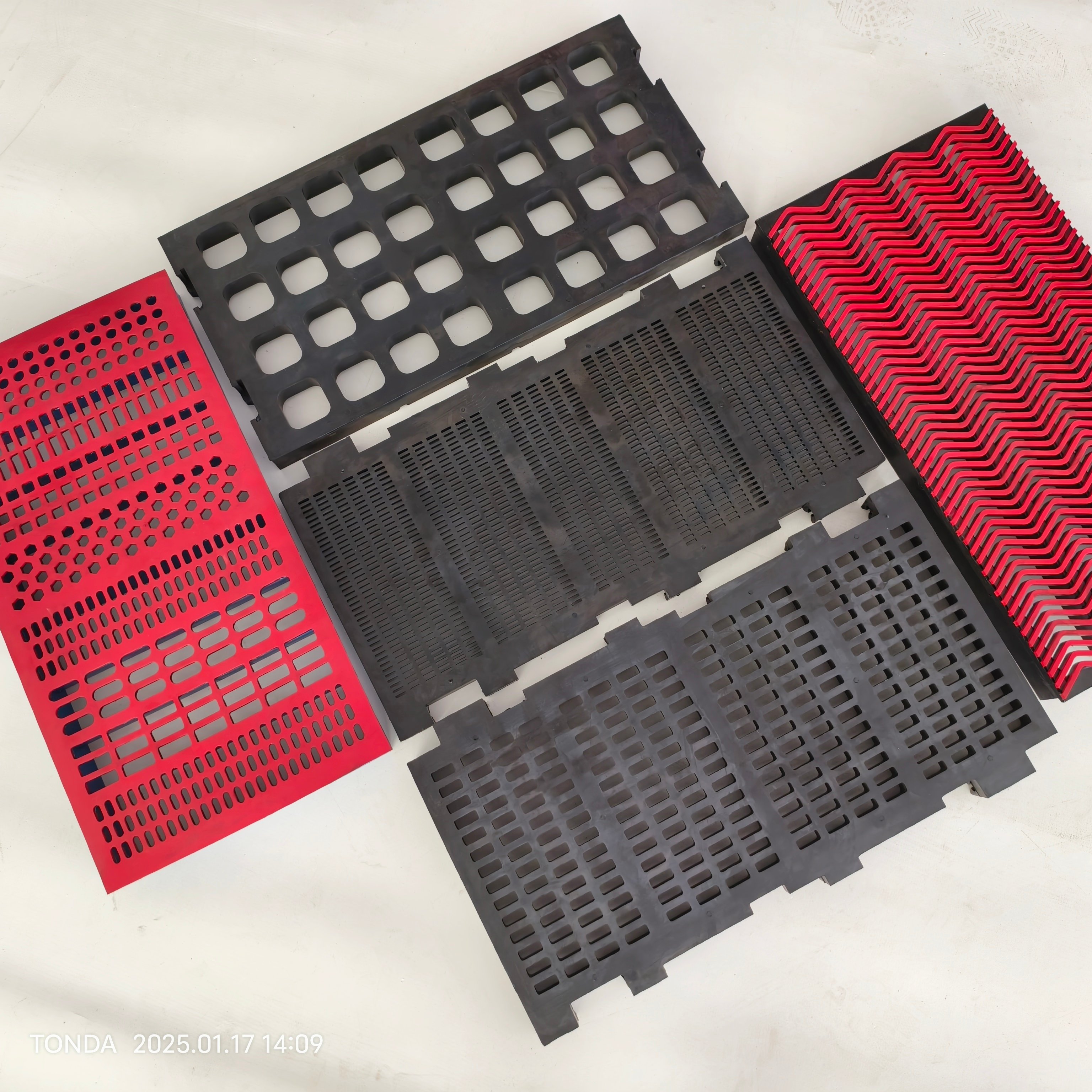 Rubber And Polyurethane Screen Panel