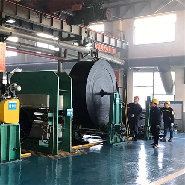 Equipo de Producción y Manufactura