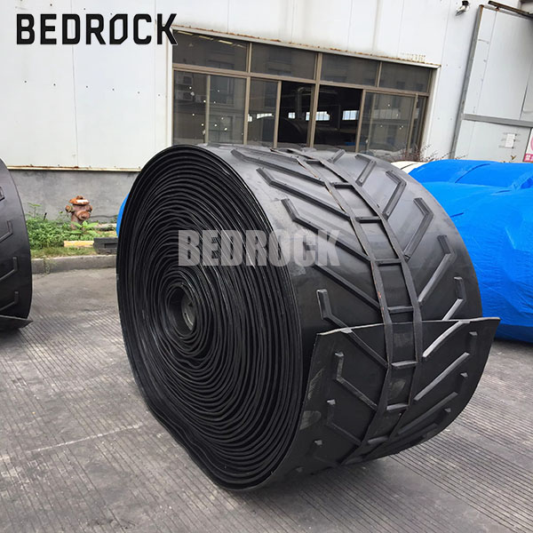 Common Issues with Chevron Conveyor Belts and How to Solve Them