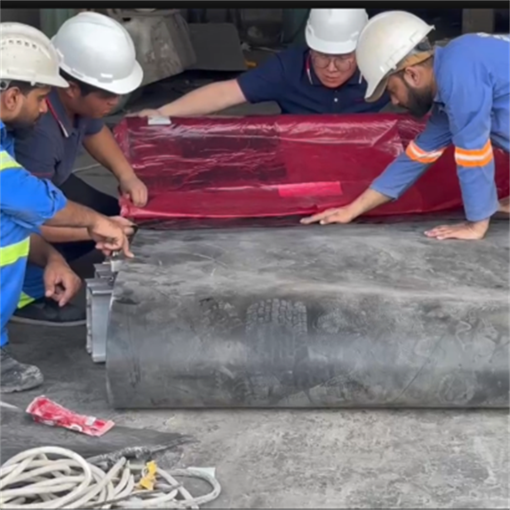 Bedrock et Eastern Province Cement Company finalisent une coopération technique sur l'assemblage de bandes transporteuses par vulcanisation à chaud