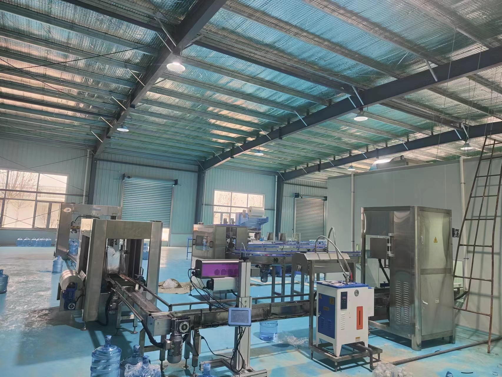 600bph 5 gallon water filling production line in Hebei, China