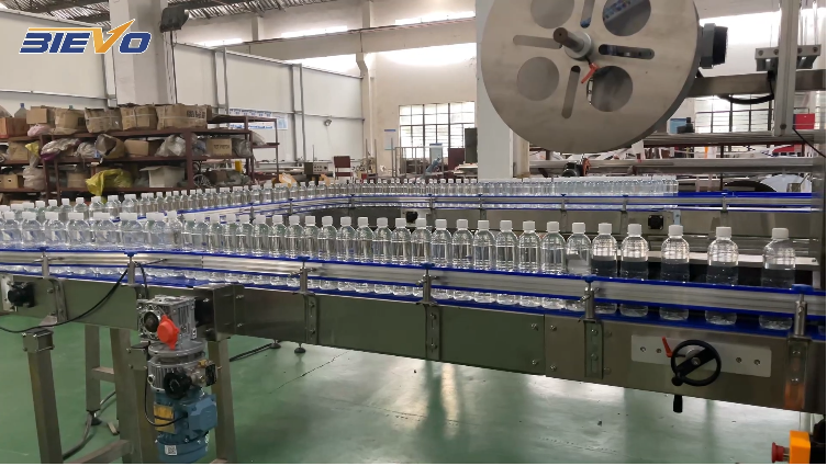 Shrink Sleeve Labeling Machine