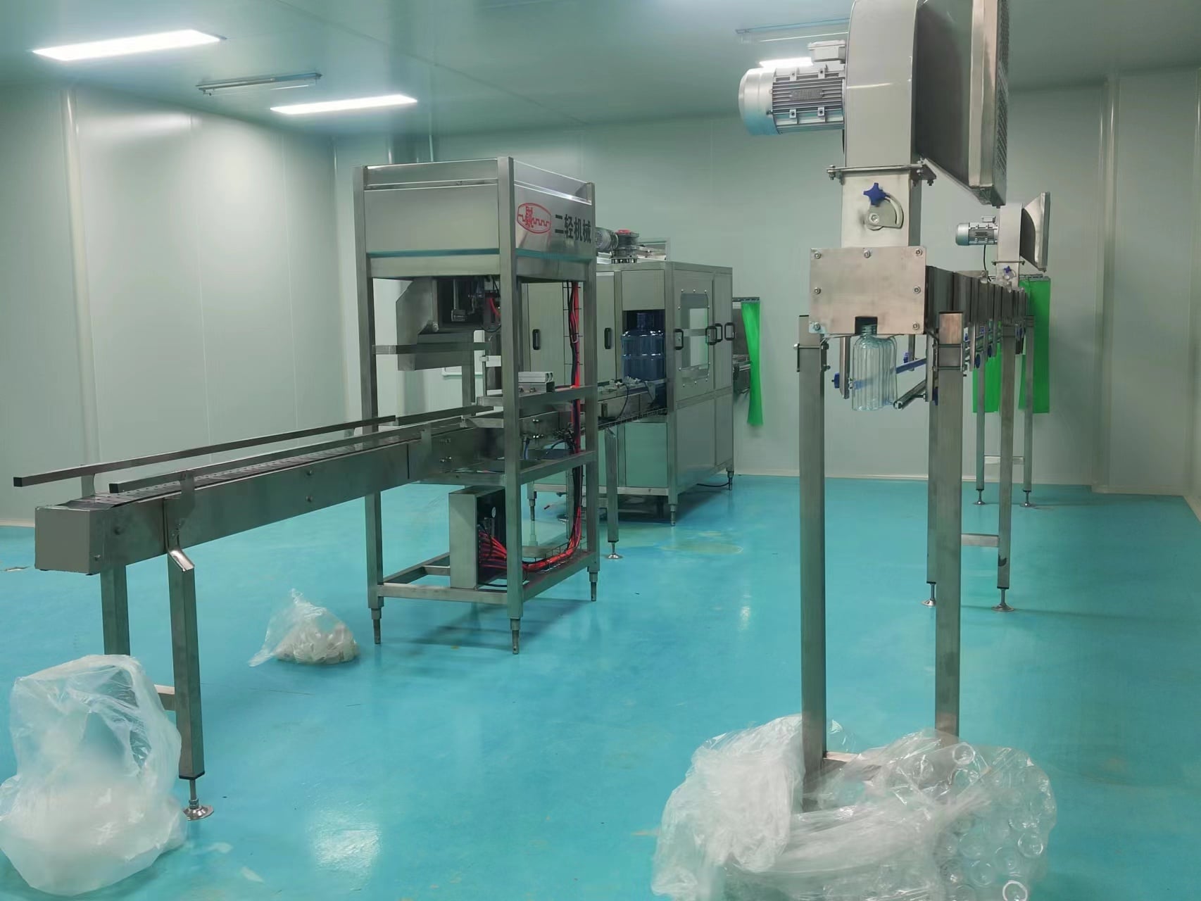 600bph 5 gallon water filling production line in Hebei, China
