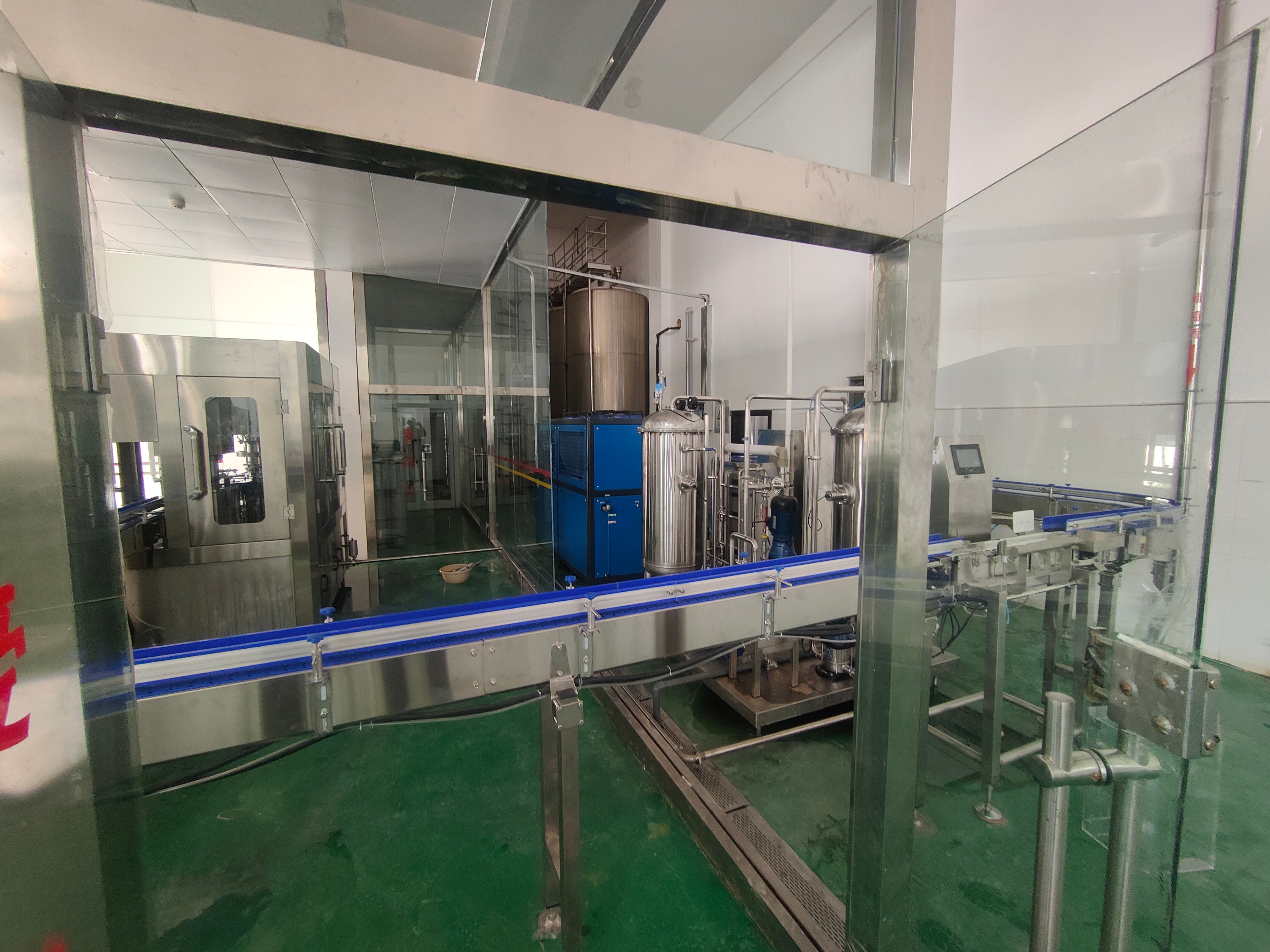 2000bph carbonated beverage filling production line for can in Xinjiang, China