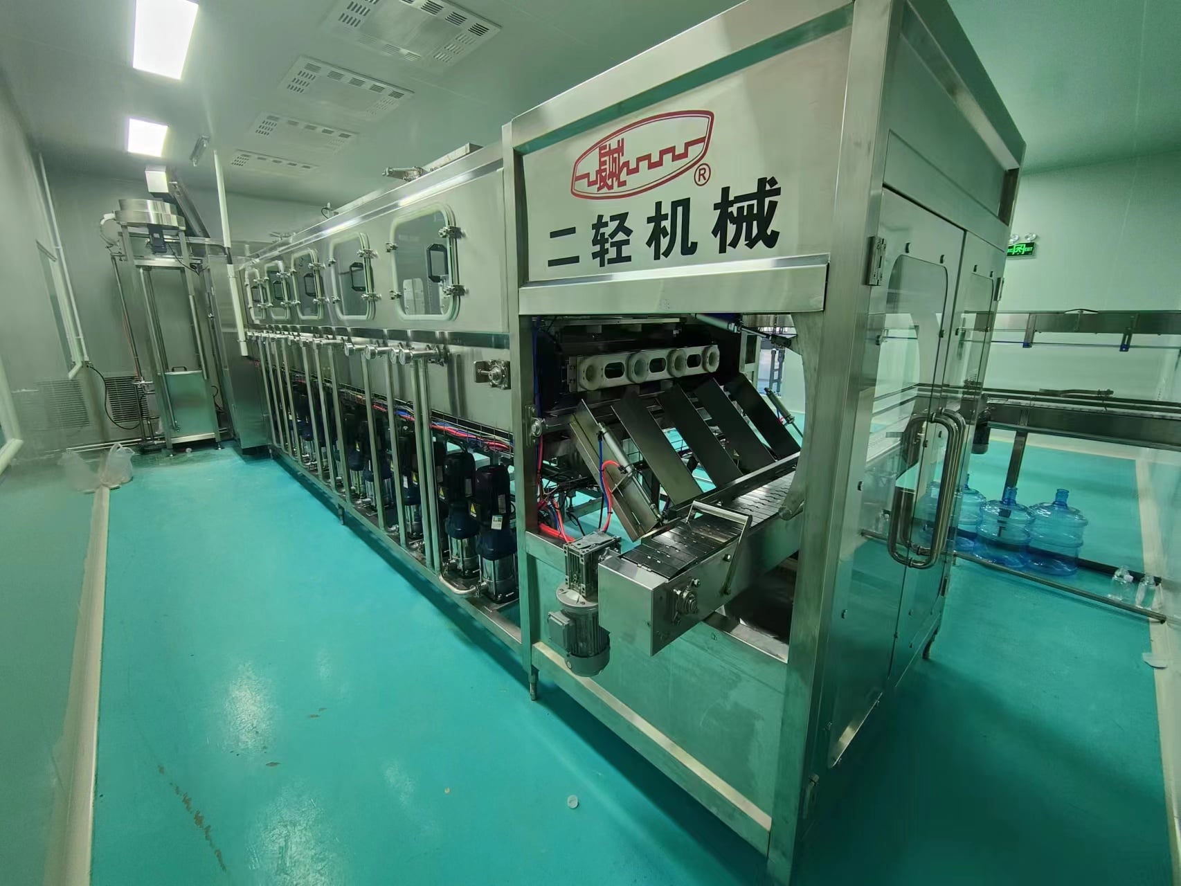 600bph 5 gallon water filling production line in Hebei, China